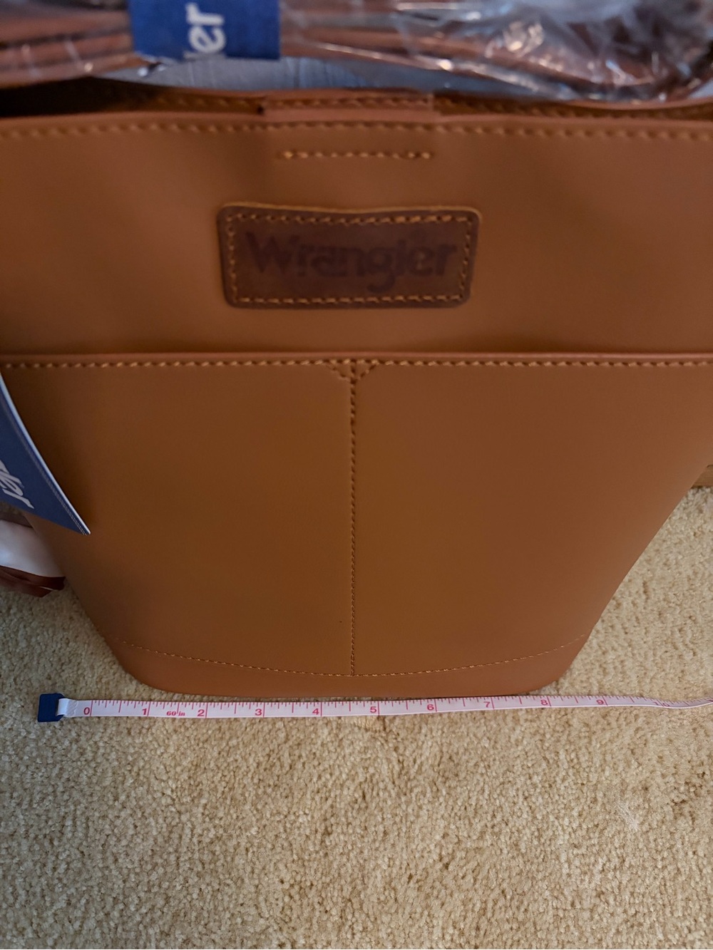 {Wrangler} NWT! Bucket Shoulder Bag with Scarf Charm - Picture 5 of 6